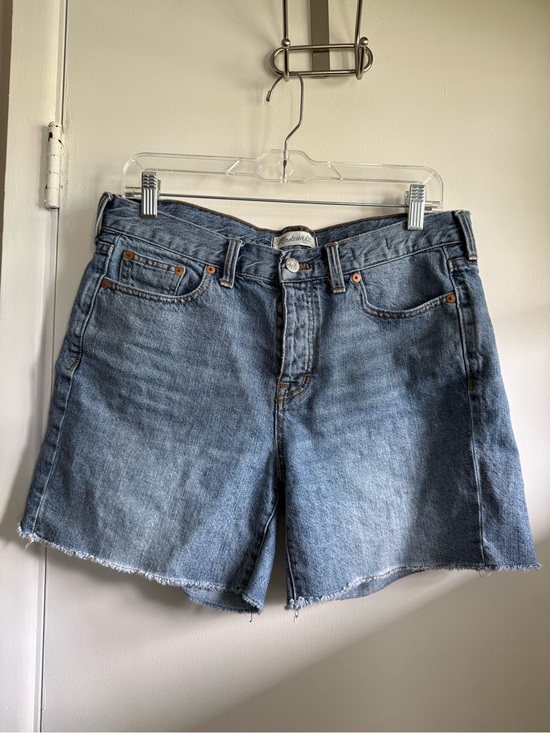 Madewell Pants - Madewell Raw Hem Light Blue Denim Shorts, Size 28